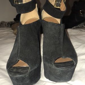 Steve Madden platform heels size 8